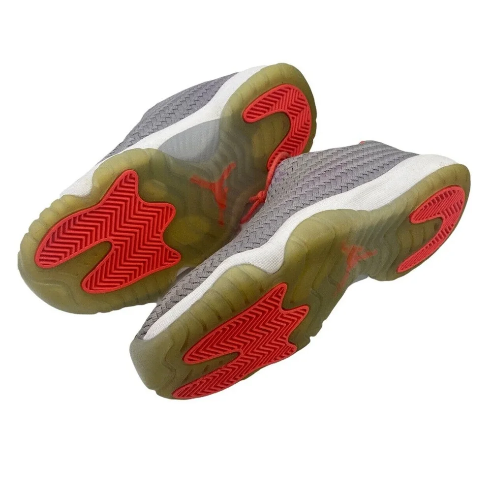 Nike Air Jordan Future Low BG GS Wolf Grey Infrared 23 White Size 6.5Y/ Sz 8 Wom